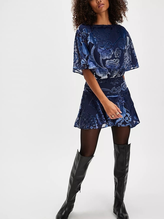 Free People Dresses & Skirts - Free People Navy Blue Floral Velvet Mini Dress